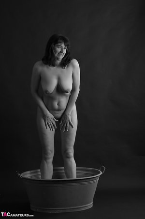 TAC Amateurs invites you to browse their xxx pics with girlie xxx gallery 268993