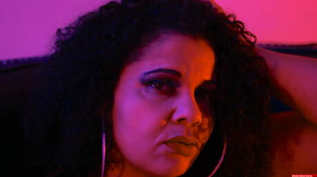 Bubble Busty Dames are proud to present you with a free pictures featuring irresistible woman xxx gallery 260489