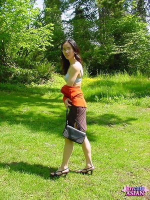 My Cute Asian pleased to share with you a free gallery with captivating lady exhibit nice form