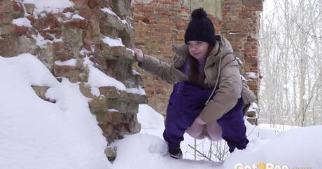 Got 2 Pee are proud to present you with a xxx photos featuring Katya in pissing session